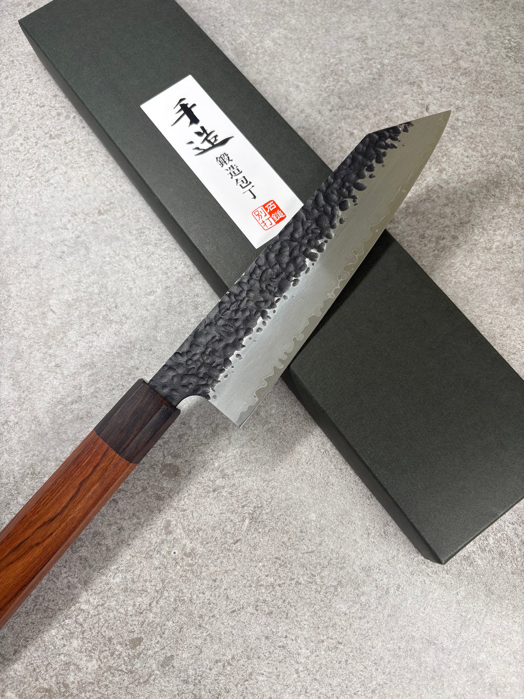 Ishizuchi 石鎚　Kurohada VG10 Kirituke 190mm