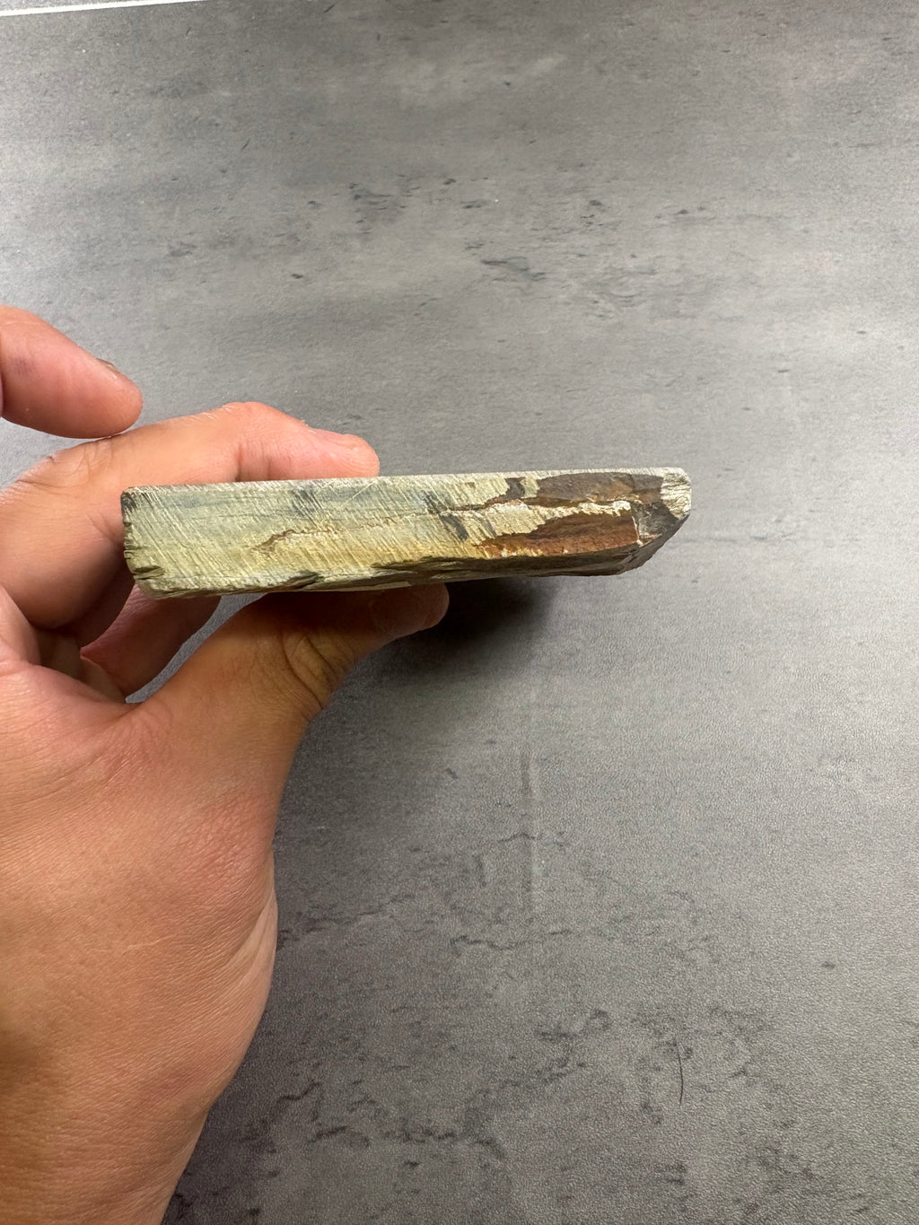 Kyoto Nakayama Shohonyama Awasedo Suita – Natural Finishing Stone (No. A01)
