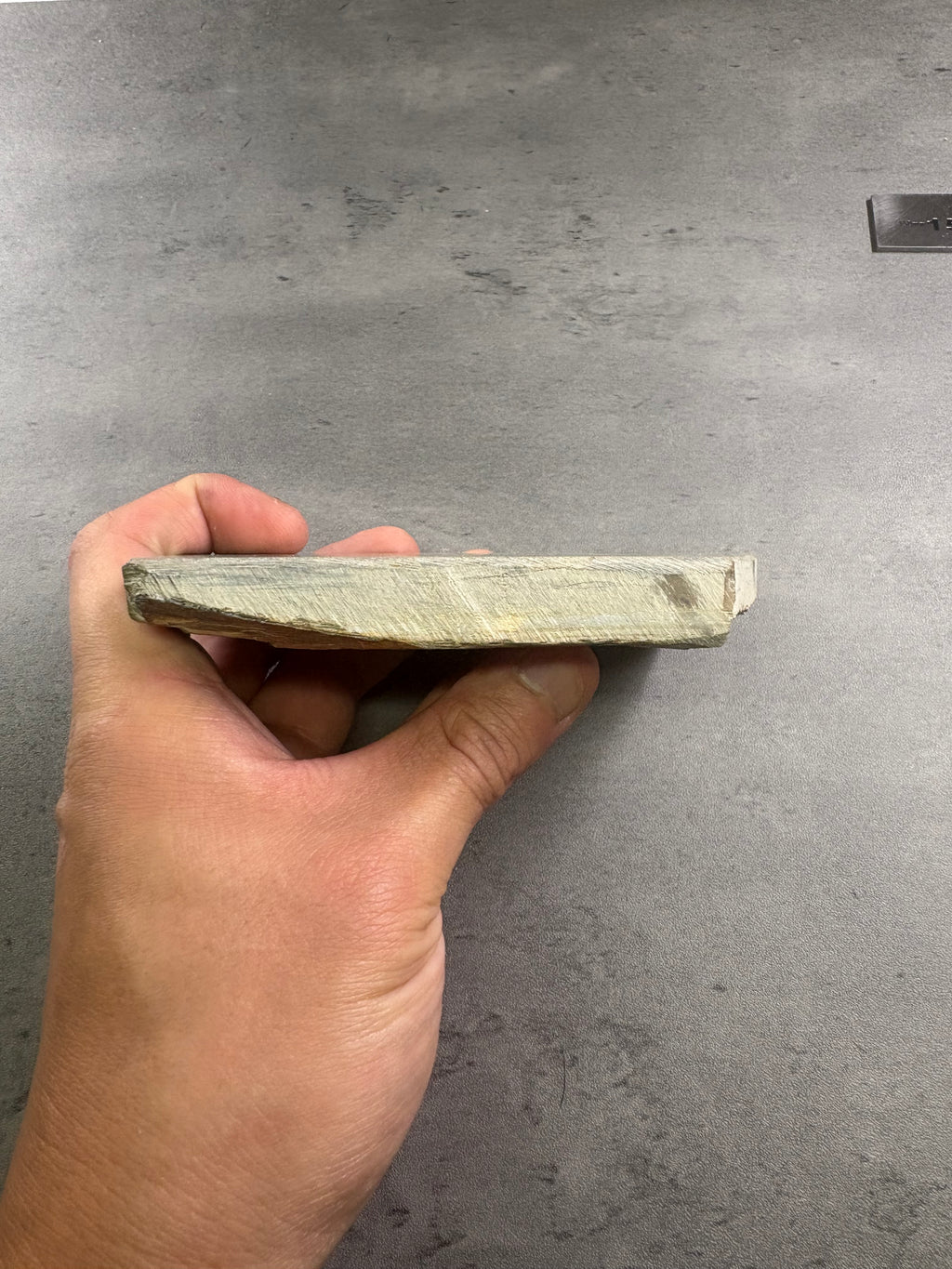 Kyoto Nakayama Shohonyama Awasedo Suita – Natural Finishing Stone (No. A01)