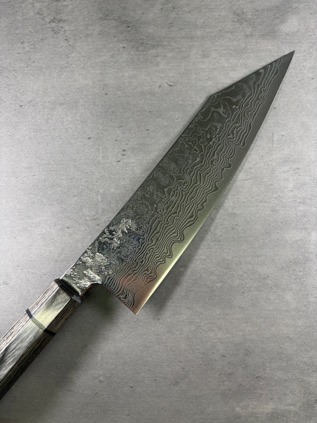 Enkyu Homuragumo　Gyuto 210mm Gray laminated wood handle