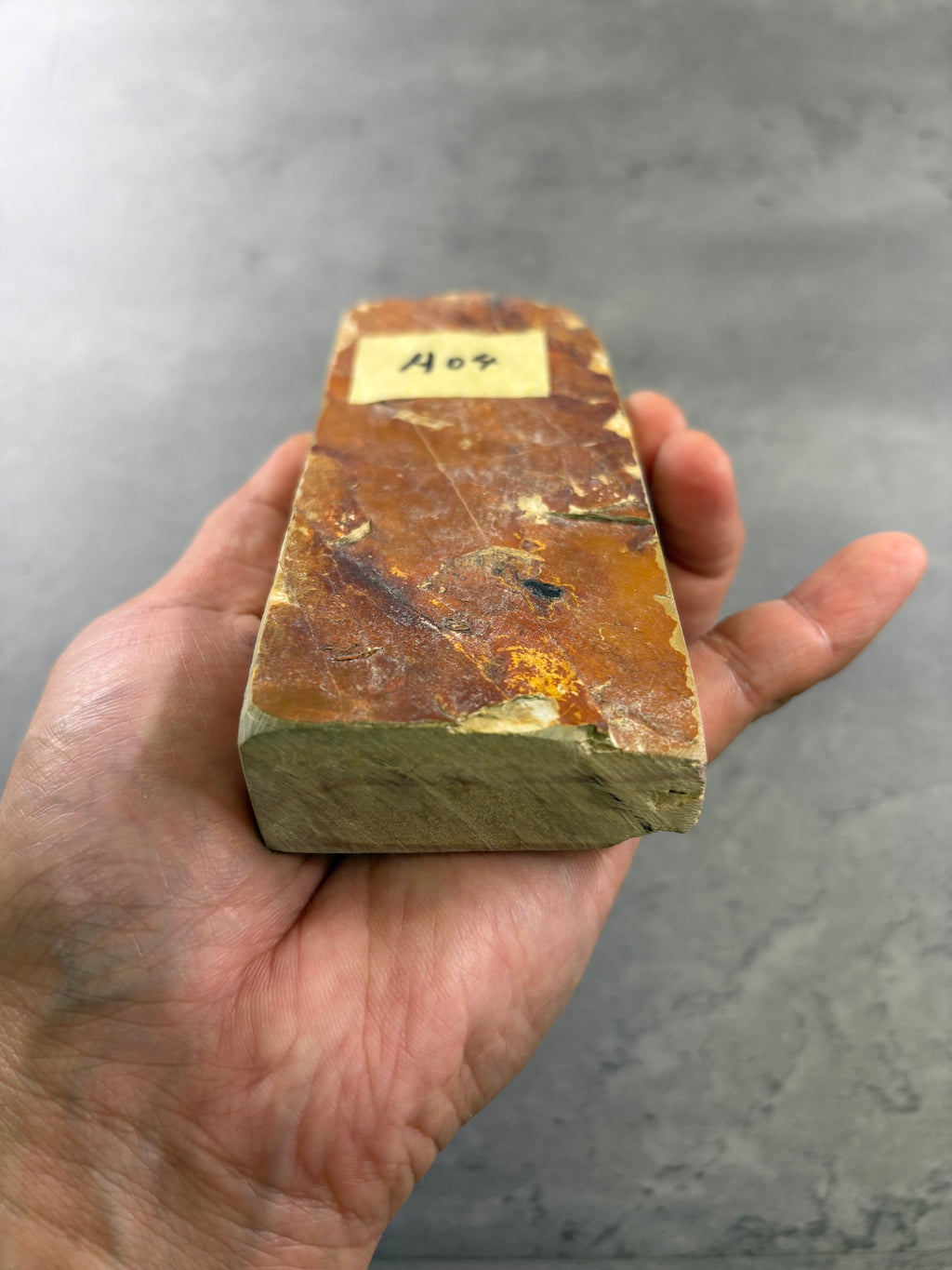 Kyoto Nakayama Shohonyama Awasedo Suita – Natural Finishing Stone (No. A04)