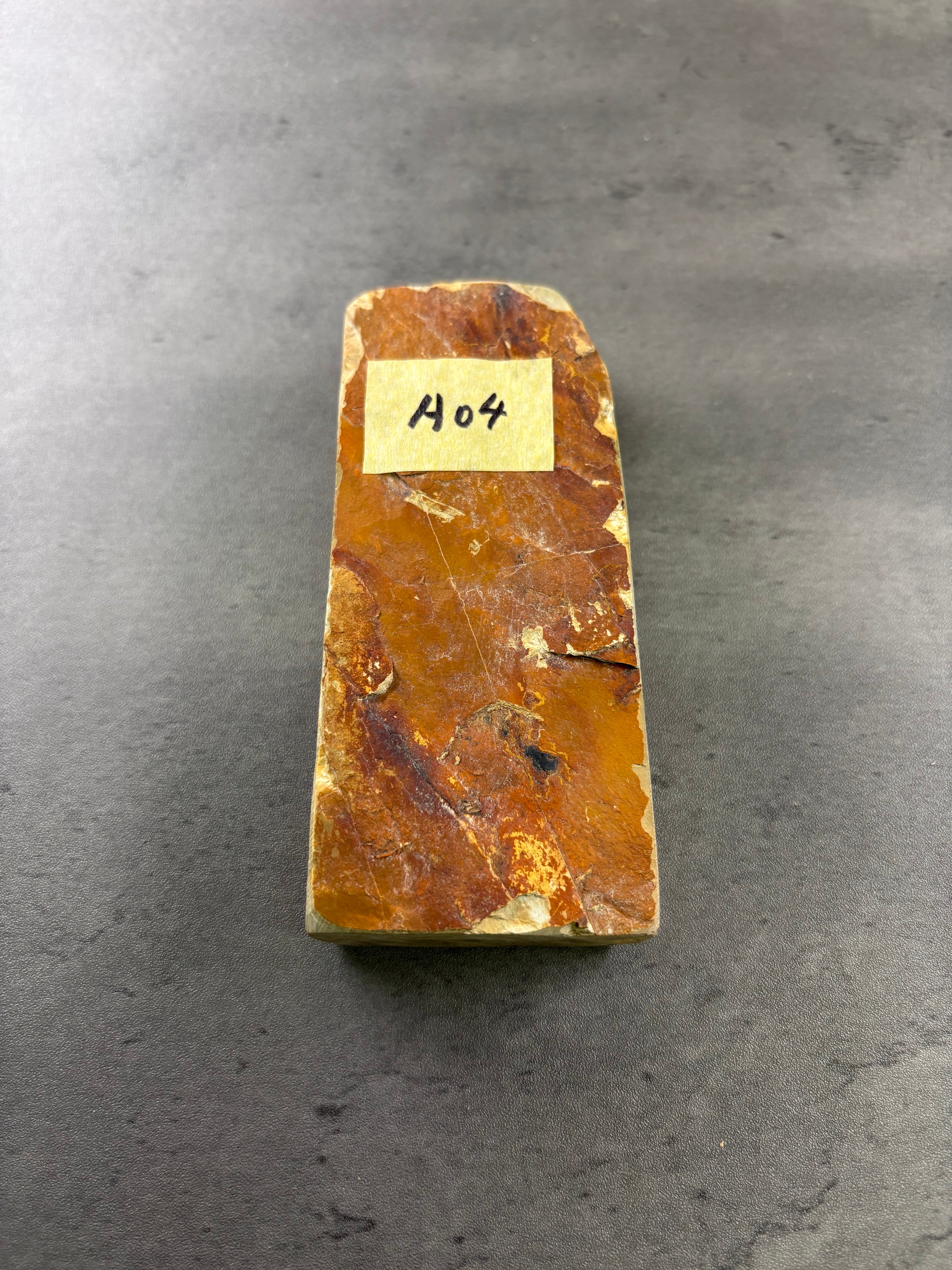 Kyoto Nakayama Shohonyama Awasedo Suita – Natural Finishing Stone (No. A04)
