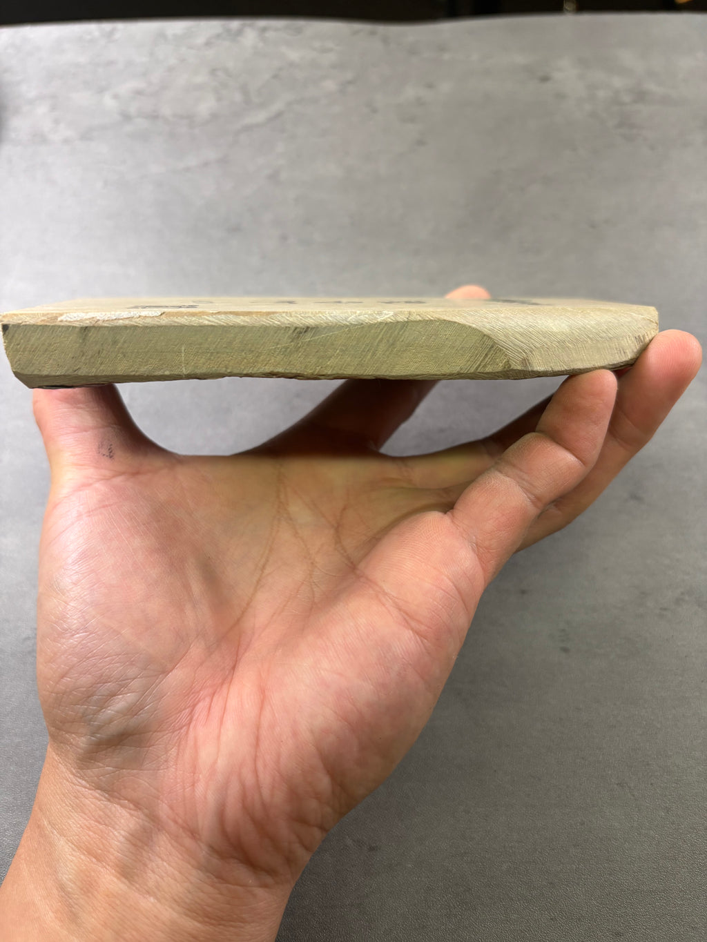 Kyoto Nakayama Shohonyama Awasedo Suita – Natural Finishing Stone (No. A12)