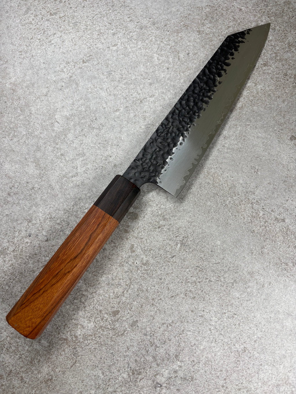 Ishizuchi 石鎚　Kurohada VG10 Kirituke 190mm