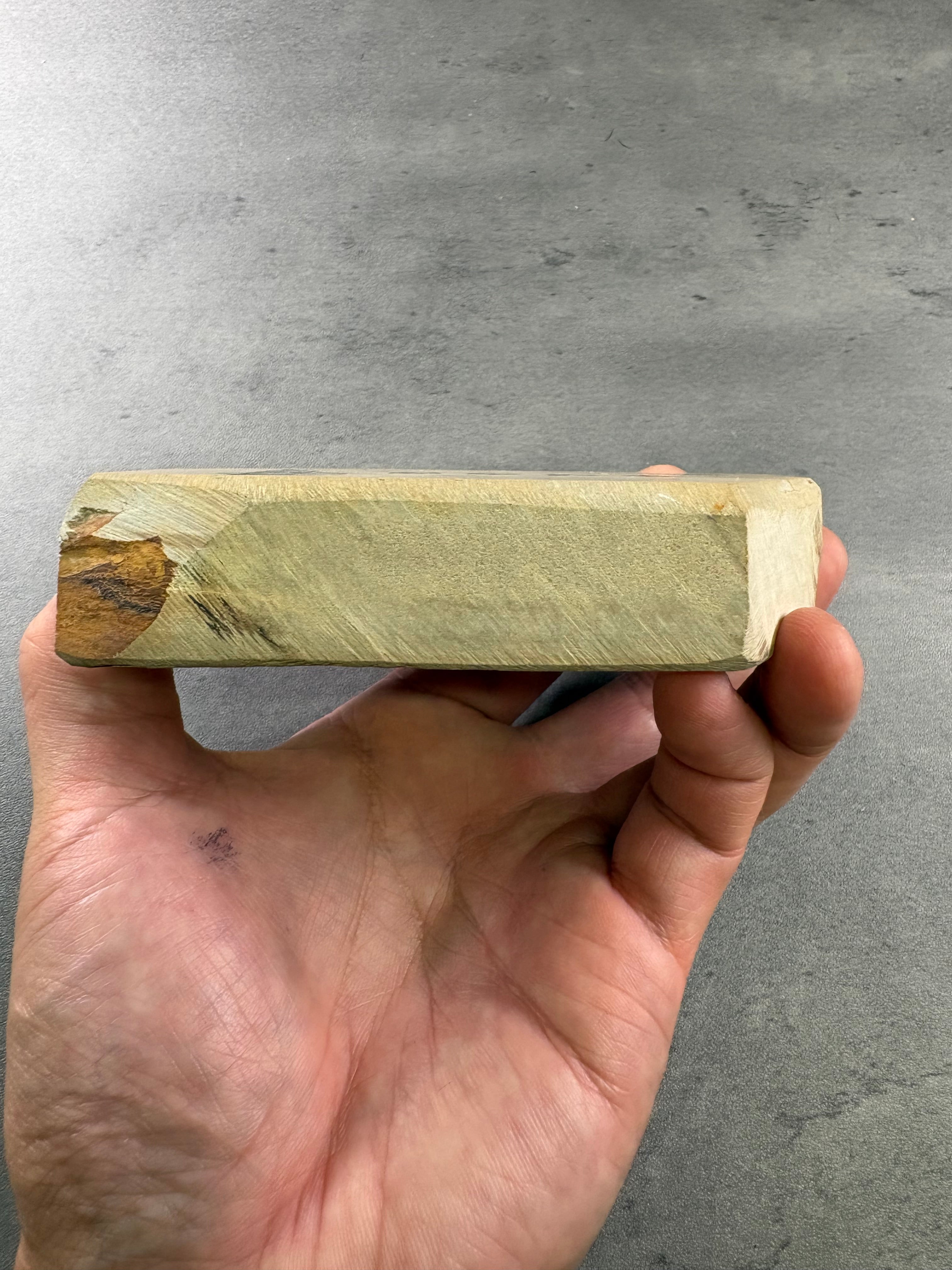 Kyoto Nakayama Shohonyama Awasedo Suita – Natural Finishing Stone (No. A03)