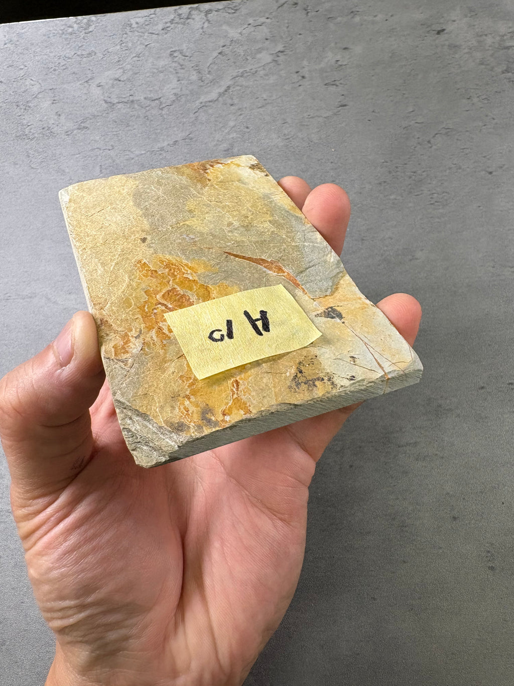 Kyoto Nakayama Shohonyama Awasedo Suita – Natural Finishing Stone (No. A10)