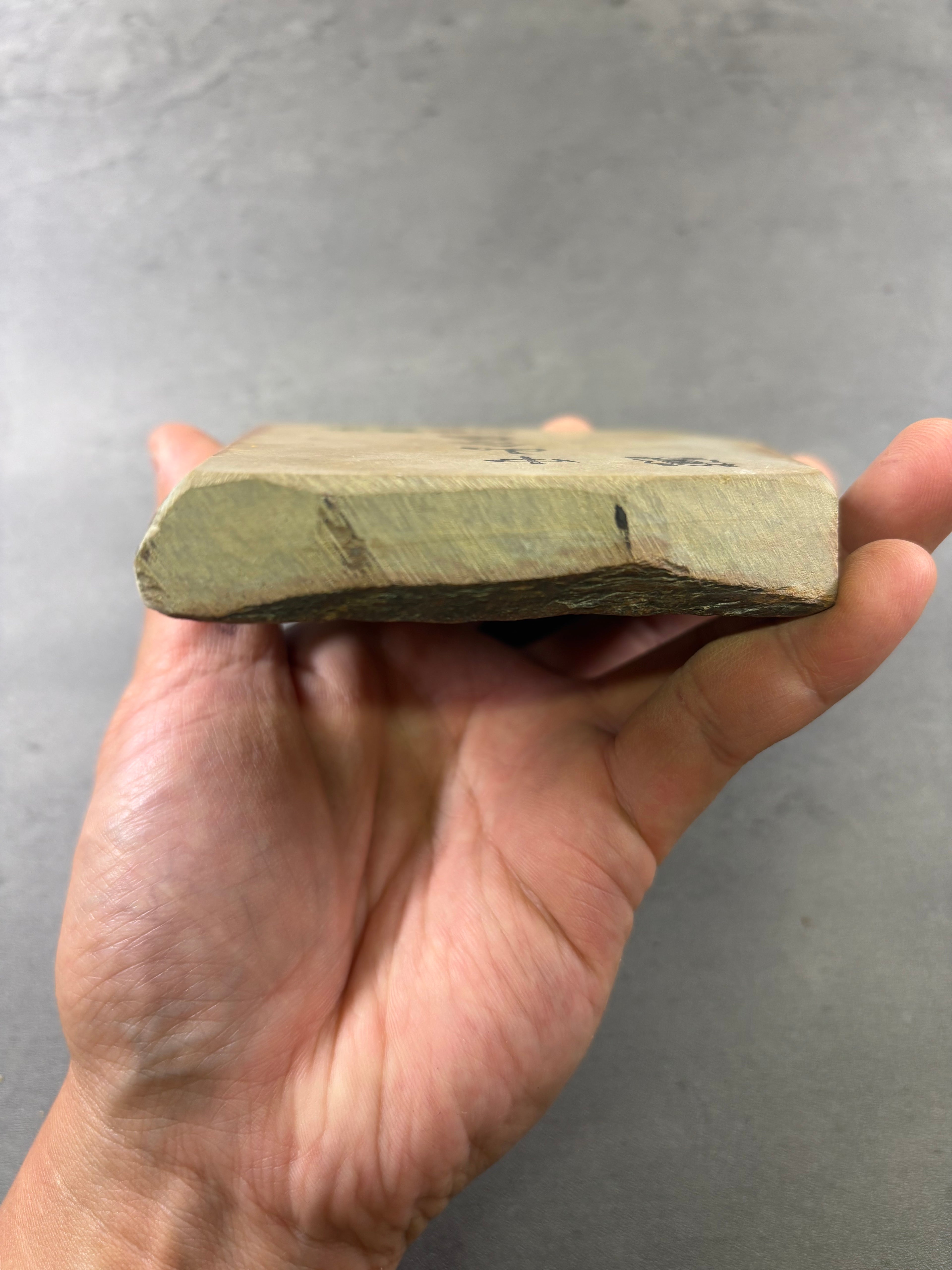 Kyoto Nakayama Shohonyama Awasedo Suita – Natural Finishing Stone (No. A13)