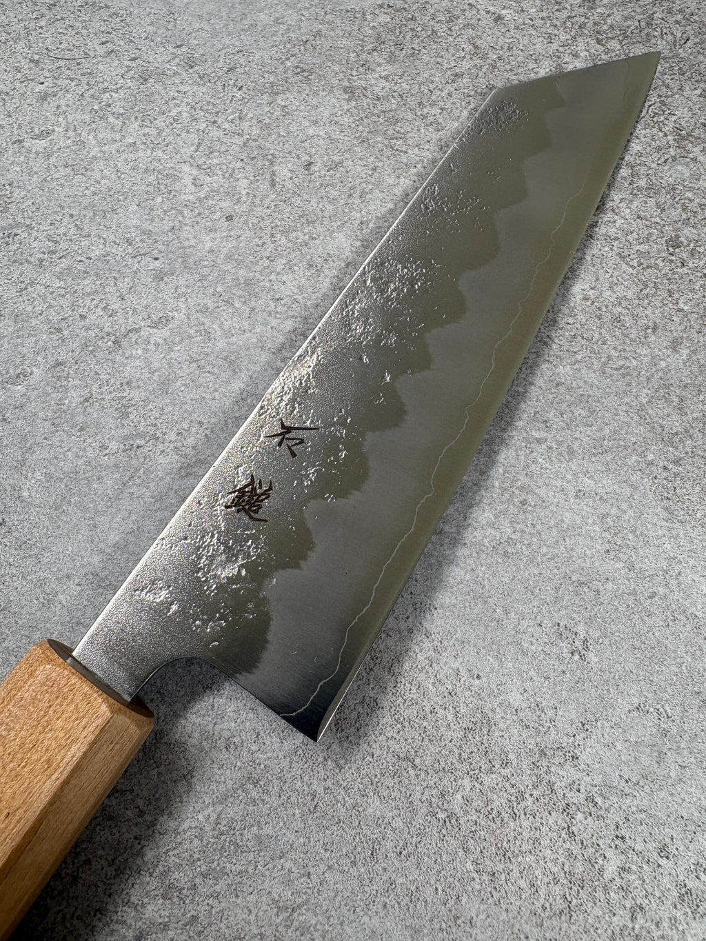 Ishizuchi 石鎚　Nashiji Silver #3 Bunka 170mm