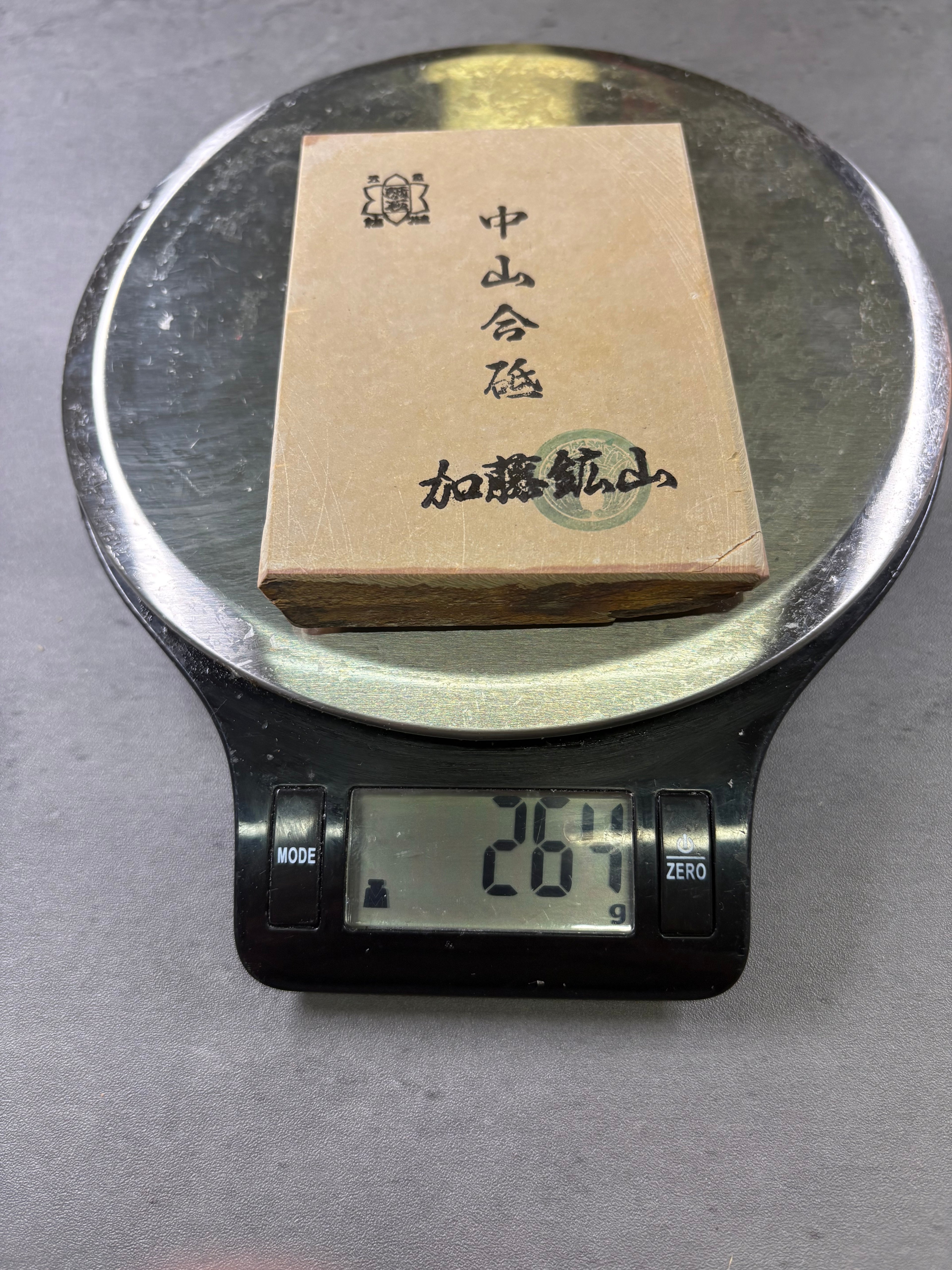 Kyoto Nakayama Shohonyama Awasedo Suita – Natural Finishing Stone (No. A09)